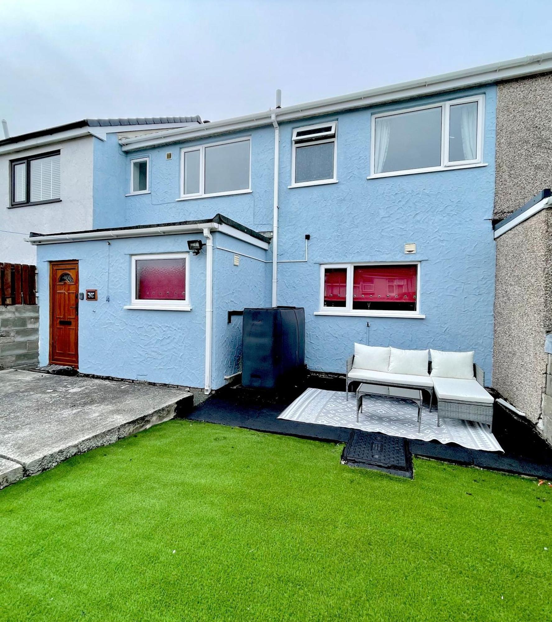 Cae Glas Apartments Holyhead Exterior photo